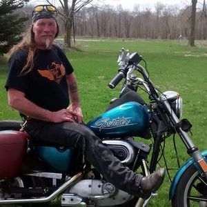 Meet your Posher, Tom